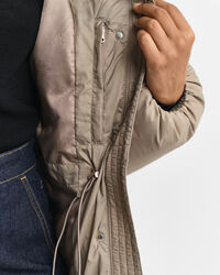 Mittellange Daunenjacke