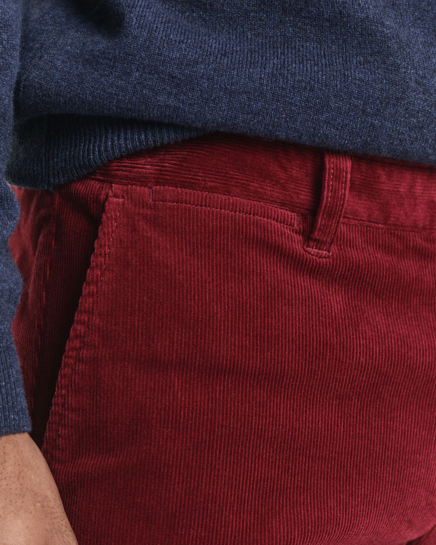 Slim Fit Cord Chinohose