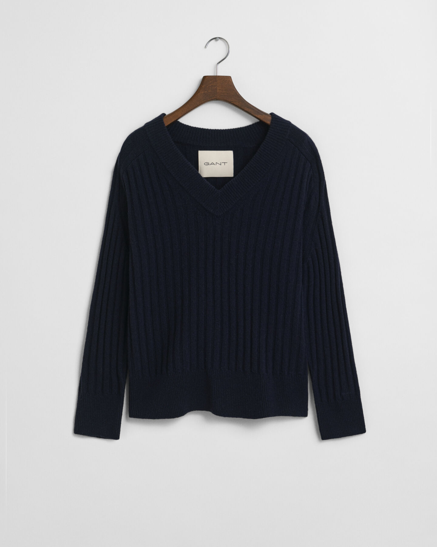Gerippter V-Neck Wollpullover