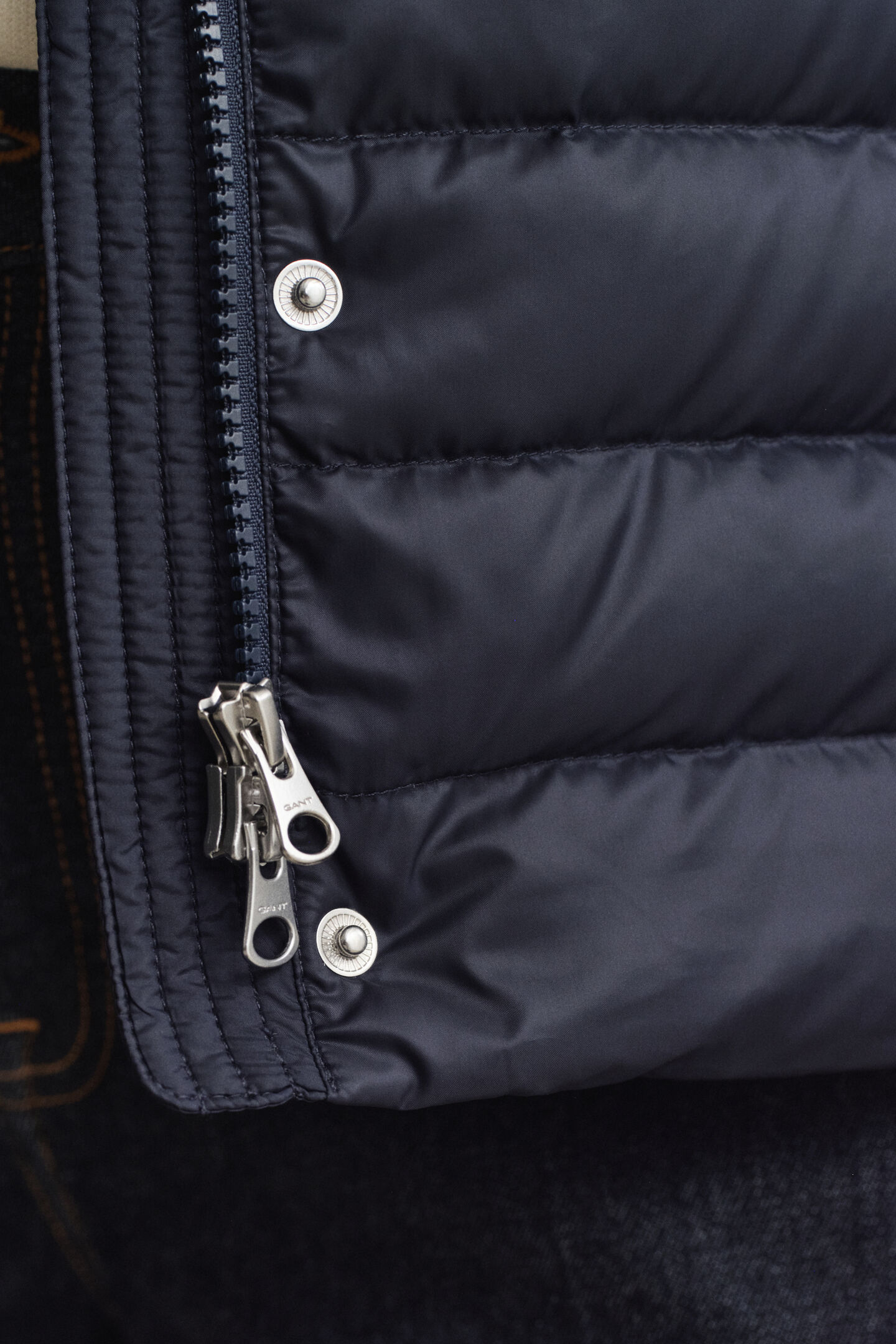 Leichte Daunenjacke