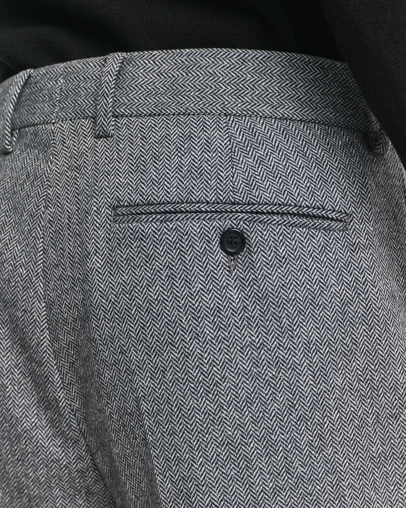 Slim Fit Herringbone Anzughose aus Flanell