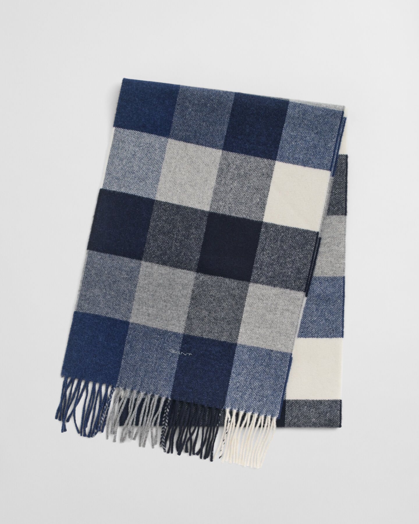Mehrfarbig karierter Wollschal