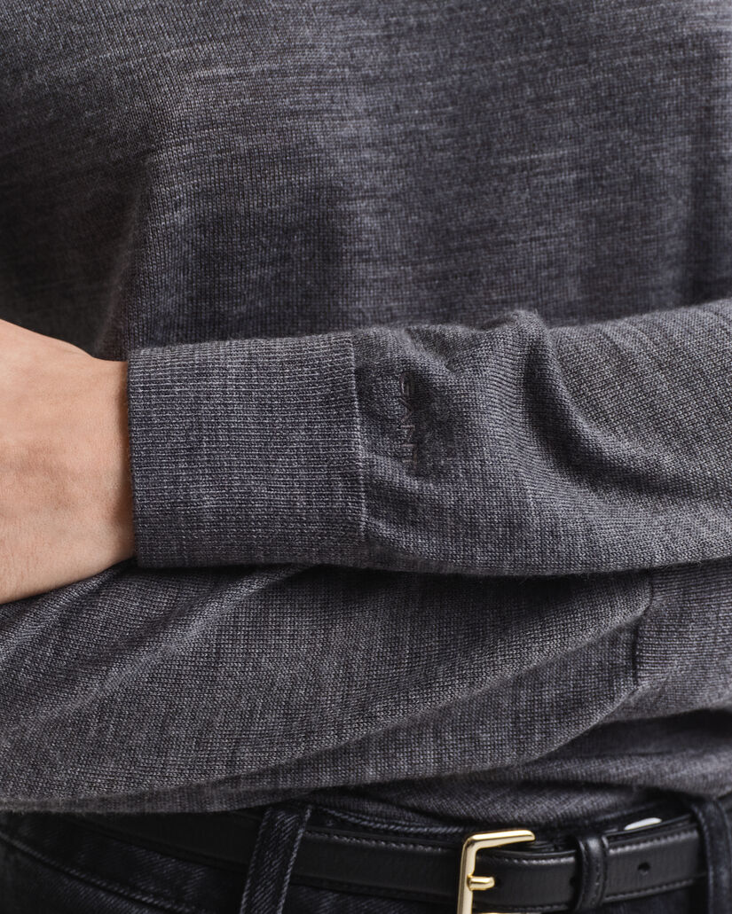 Rollkragenpullover aus extrafeiner Merinowolle