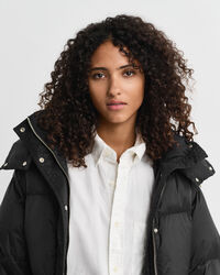 Mittellange Daunenjacke
