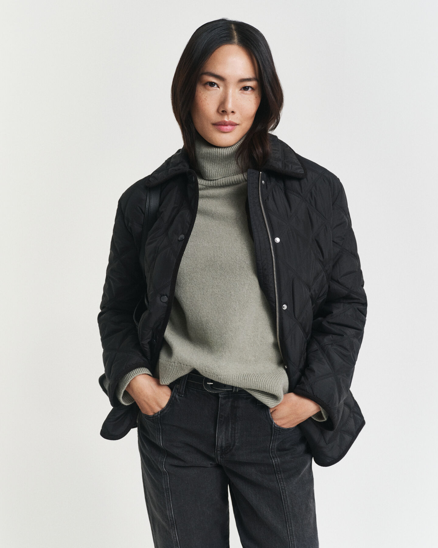 Steppjacke mit Cordbesatz