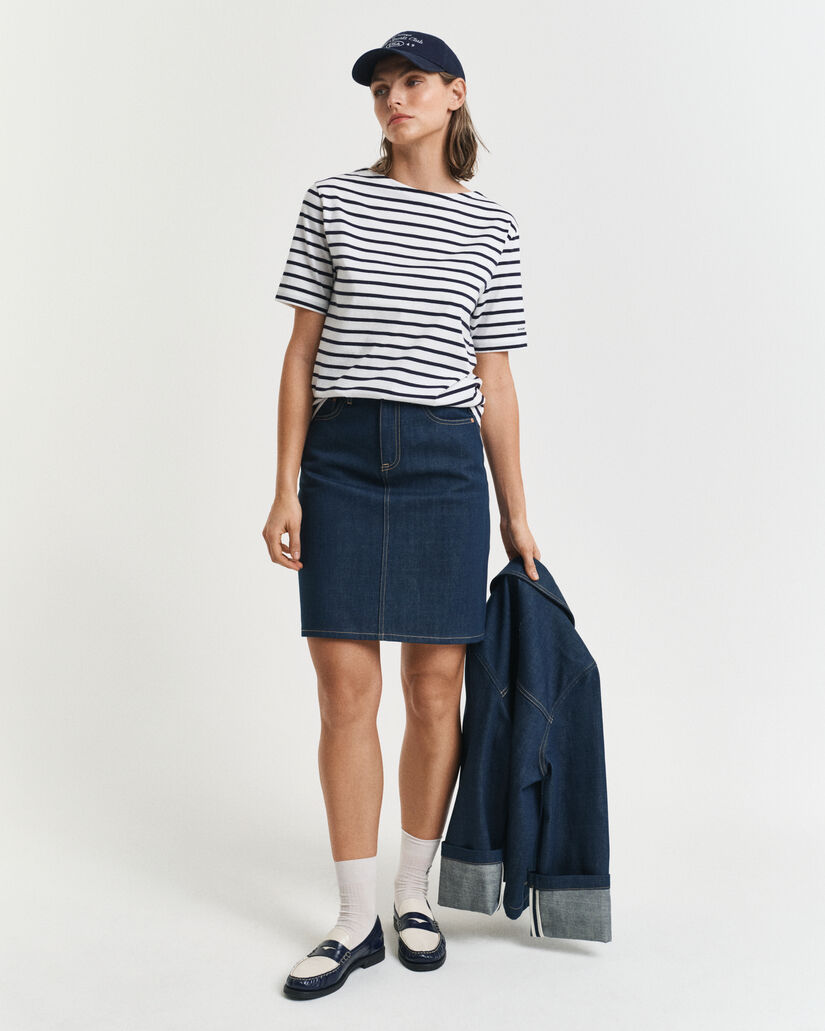 Gestreiftes T-Shirt mit U-Boot-Ausschnitt