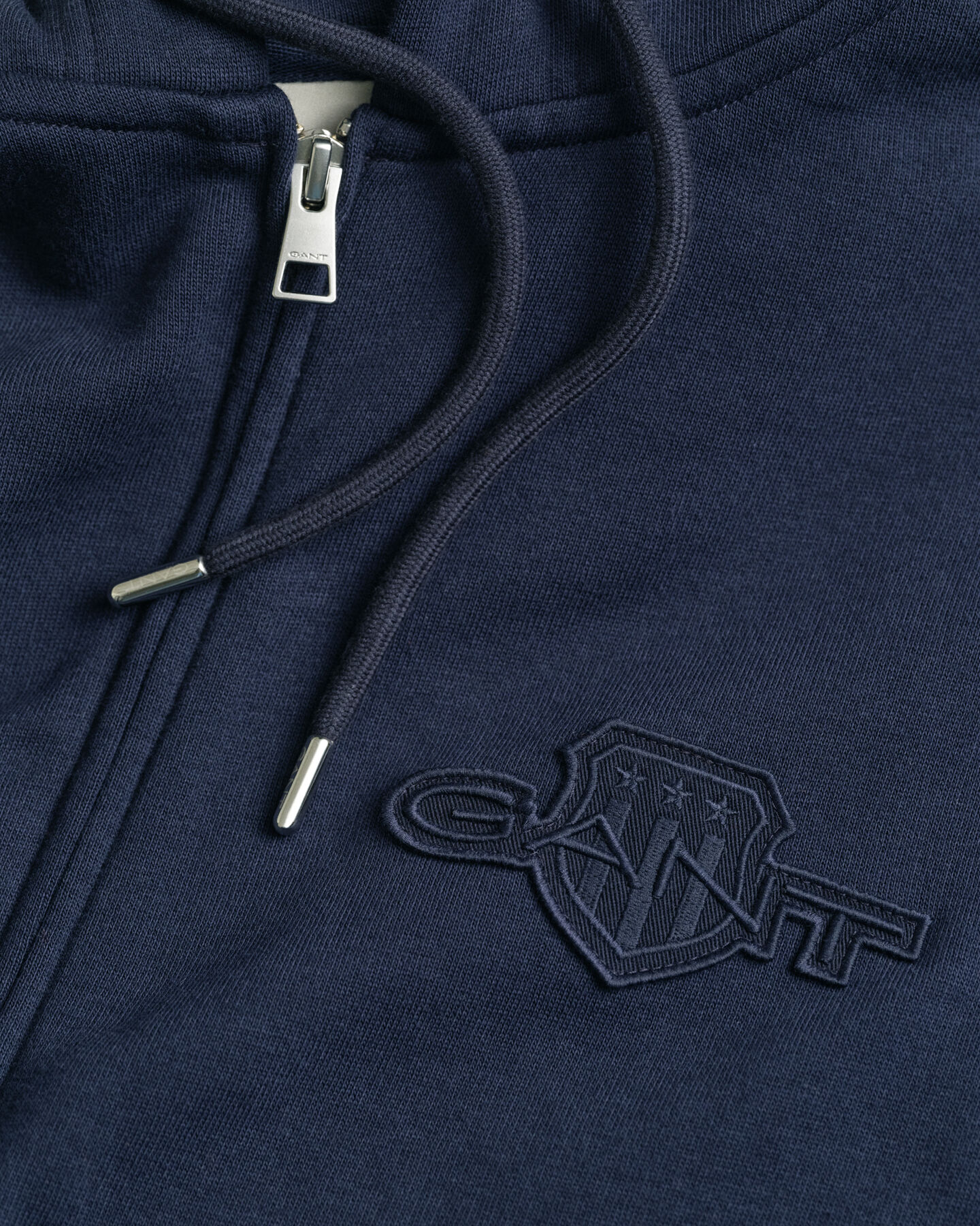 Tonal Shield Sweatjacke