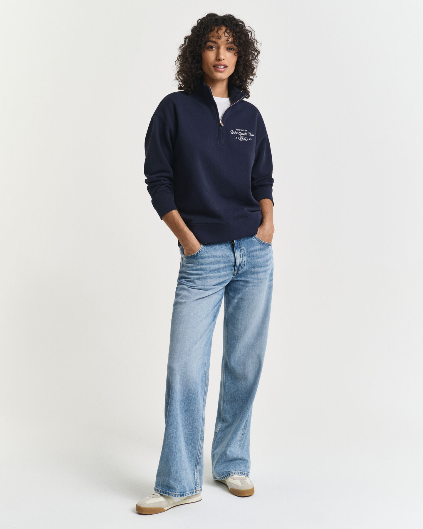 Graphic Sweatshirt mit Rei&szlig;verschlusskragen