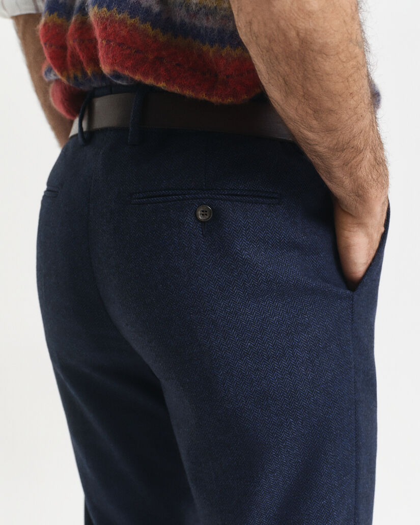 Slim Fit Herringbone Anzughose aus Flanell