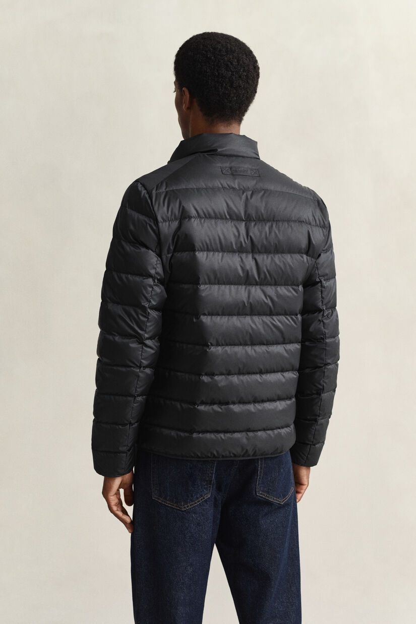 Leichte Daunenjacke