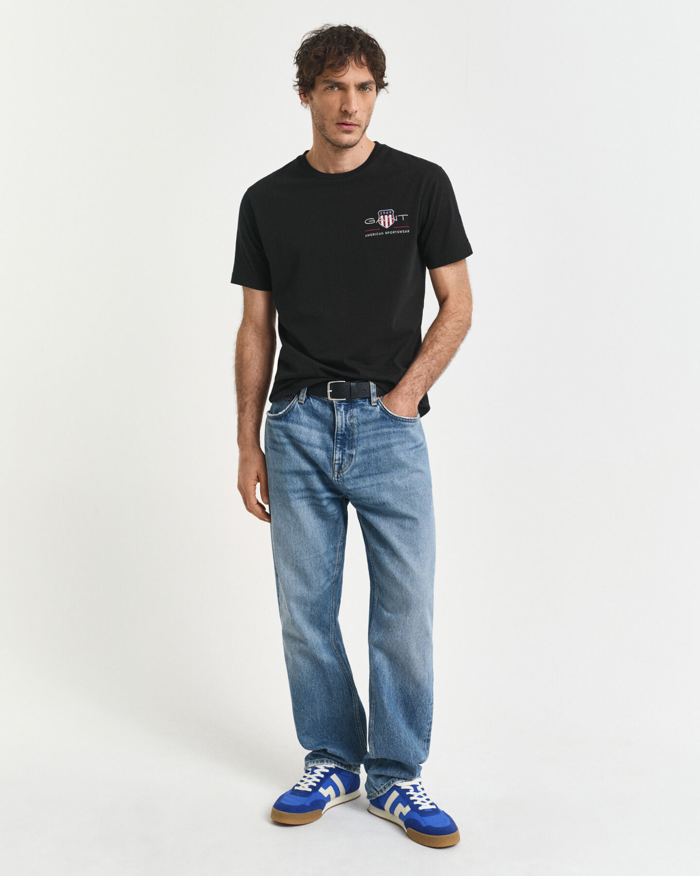 Archive Shield T-Shirt mit Stickerei