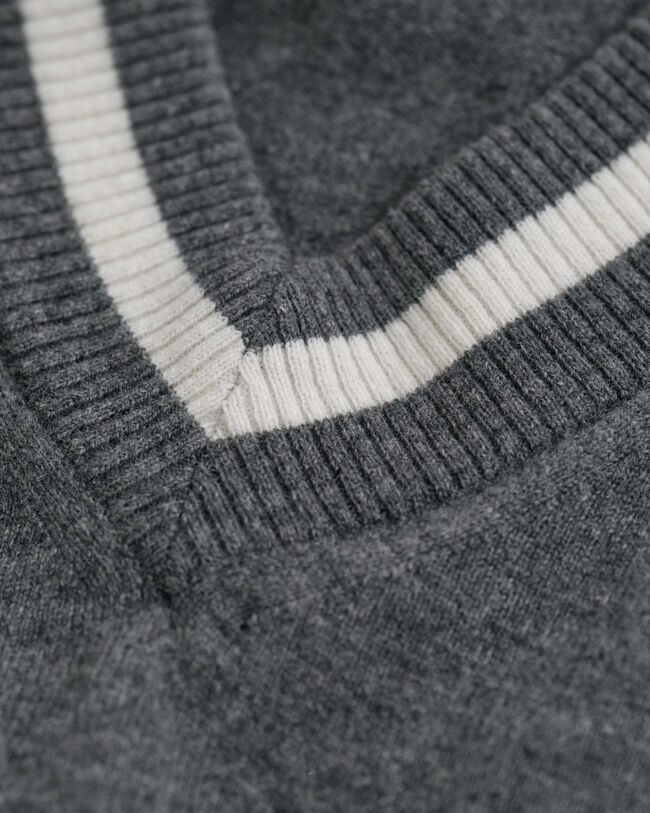 Superfine Lambswool V-Neck Pullover mit Kontrast